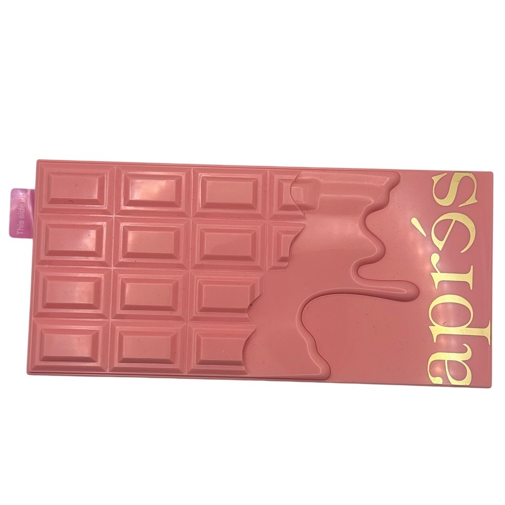 GelX Strawberries & Cream Manicure Pedicure Chocolate Bar Nail Polish Art Kit